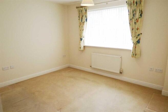 Bedroom 1: