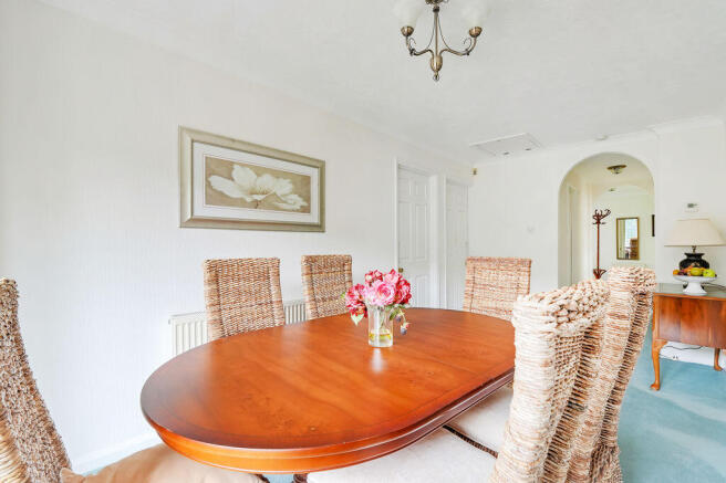 3 bed Bungalow for sale Image 8