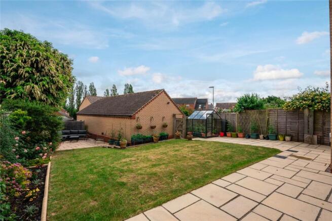 House in Roade, West Northamptonshire - View 4