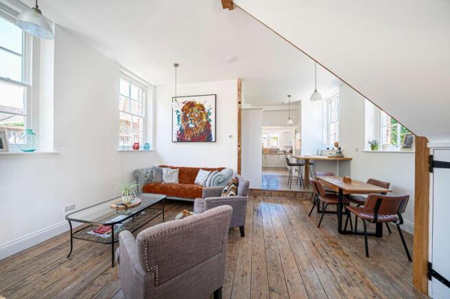 Living/Dining Area