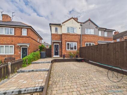 Myrtle Gardens, Darlington, DL1