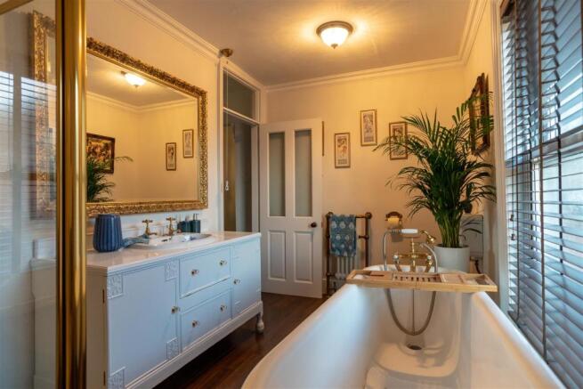 Family bathroom alternative.jpg