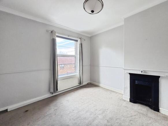 2 bed Terraced for sale Image 7