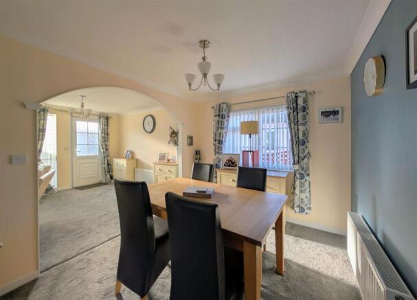 Gloucester Road, Staverton, Cheltenham photo 4