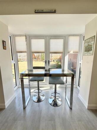 21 Wrekin Dove Close, Bowbrook, Shrewsbury, SY5 8QJ photo 4