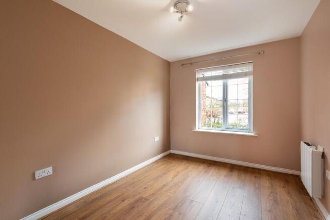2 bed Flat to rent Image 5
