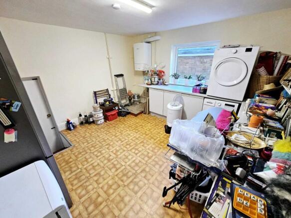 3 bed Detached for sale Image 12
