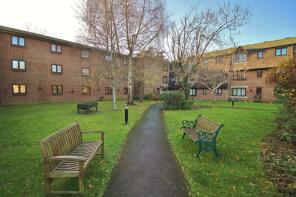 Flat 41, Bellair House, East Street, Havant PO9 1QS
