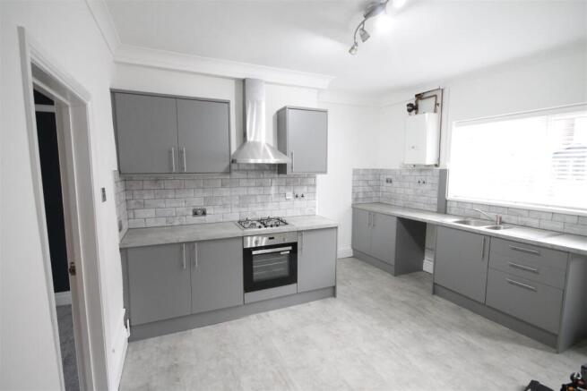 Open Plan Kitchen and Dining Room