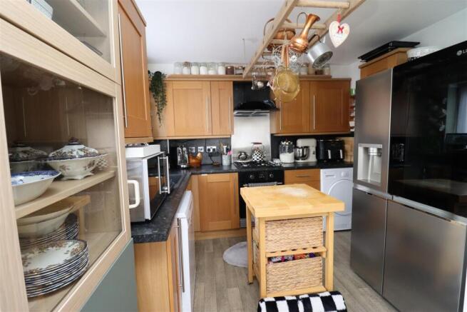 BREAKFAST KITCHEN