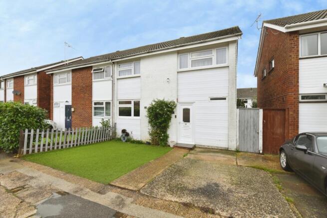 4 Bedroom Semi-Detached in CM8 1NS