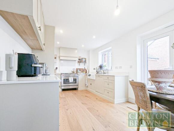 Kitchen/Dining Room