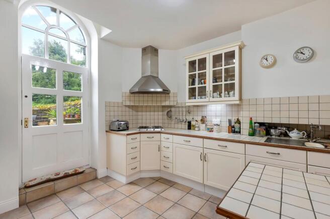 3 bed Detached for sale Image 10