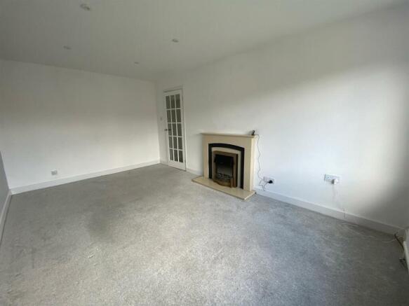 Living Room.jpg