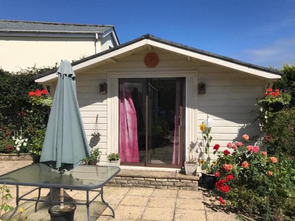 Summerhouse.jpg