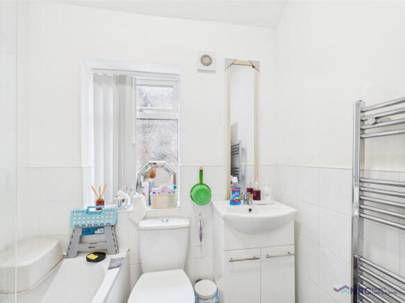 1 bed House Share to rent Image 8