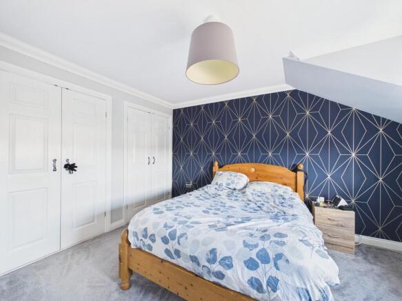 2 bed Apartment for sale Image 5