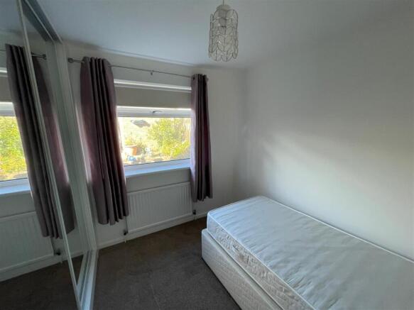 Bedroom 2.jpg
