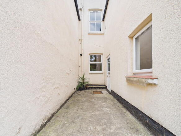 Norfolk Road, Maidenhead, SL6 photo 4