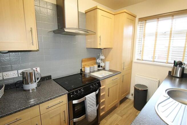 1 bed Detached Bungalow for sale Image 8