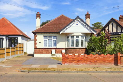 Blenheim Chase, Leigh-on-sea, SS9 3BX