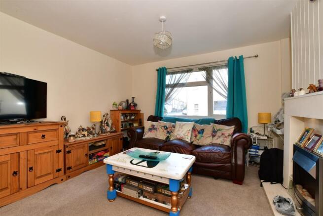 Lounge/ Dining Room