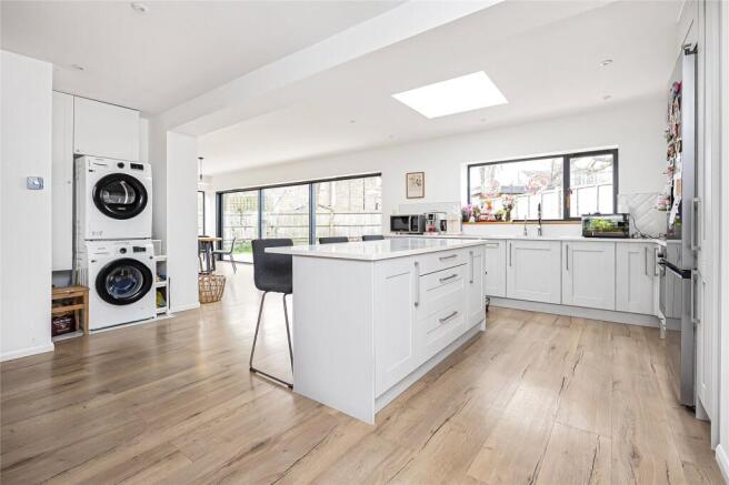 Kitchen/Breakfast Rm