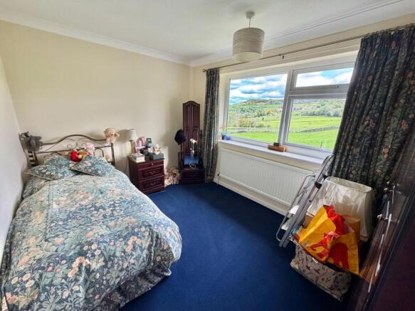 3 bed Link Detached House for sale Image 9
