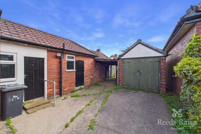 3 bed Detached for sale Image 8