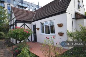 Chestnut Cottage, Pier Approach Road, Gillingham ME7 1RU