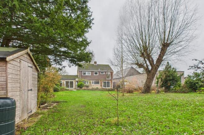 CAM02519G0-PR0374-STILL036