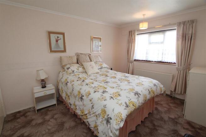 Master Bedroom.JPG