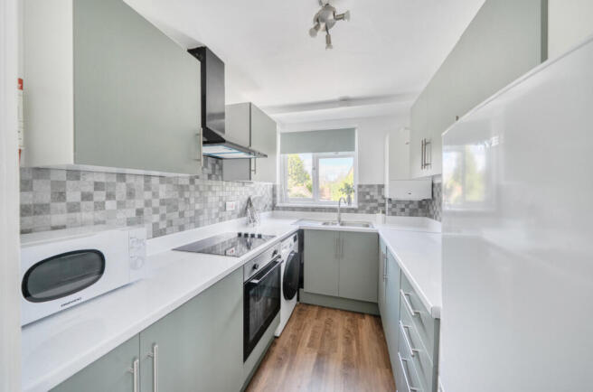 Hathaways, Wheatley, Oxfordshire photo 4