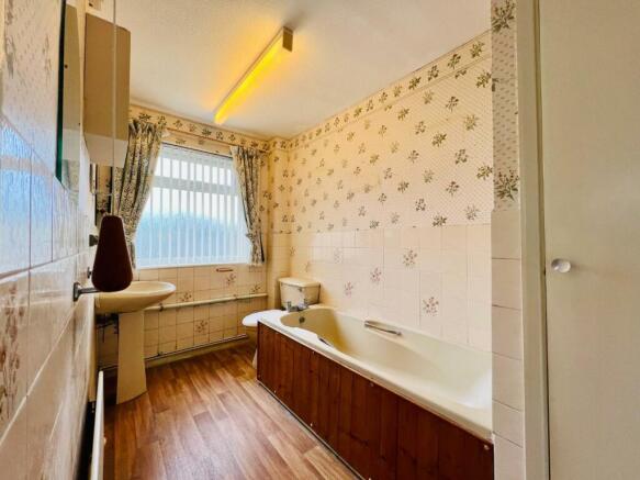 Bathroom.jpeg