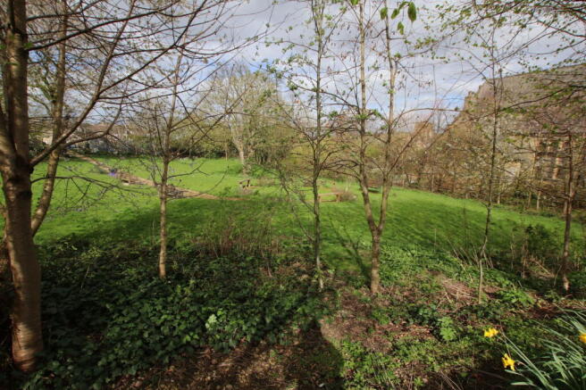 Photo 28
