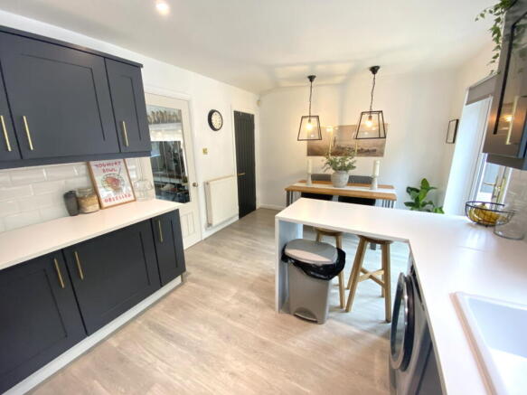 3 bed Detached for sale Image 11