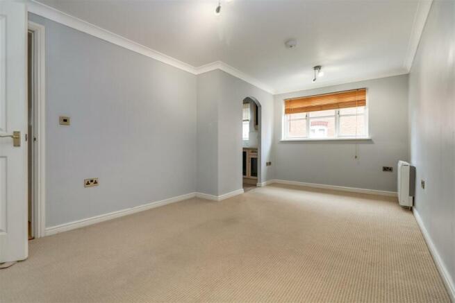Sitting/Dining Room