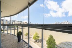 26, 8 Admirals Tower, Dowells Street, London SE10 9FQ