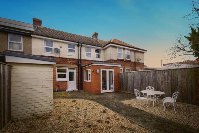 4 bed Semi-Detached for sale Image 6