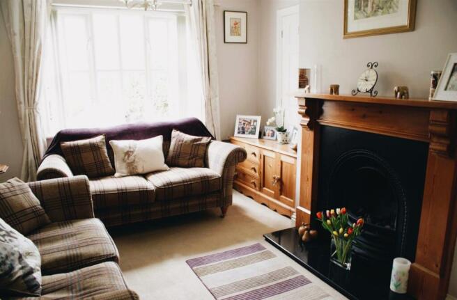 Living room 5.jpeg