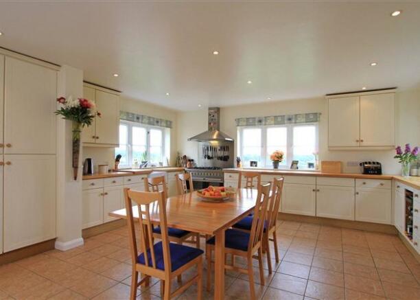 Spacious Kitchen
