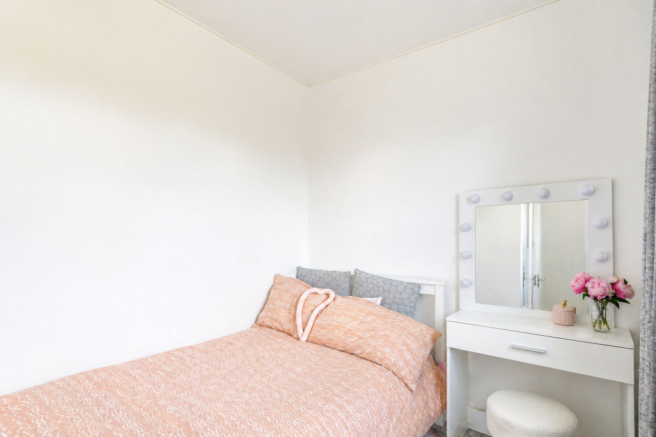 3 bed Semi-Detached for sale Image 12