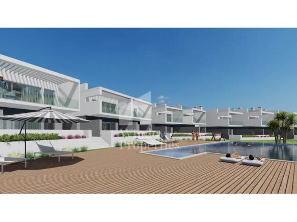 Condominium with pool in Vilamoura