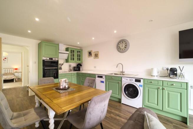 Kitchen/Dining