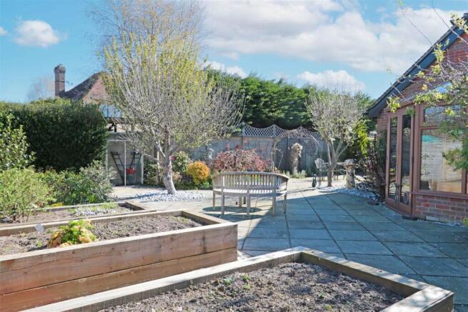 Garden1.jpg