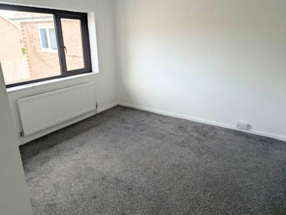3 bed Terraced for sale Image 7