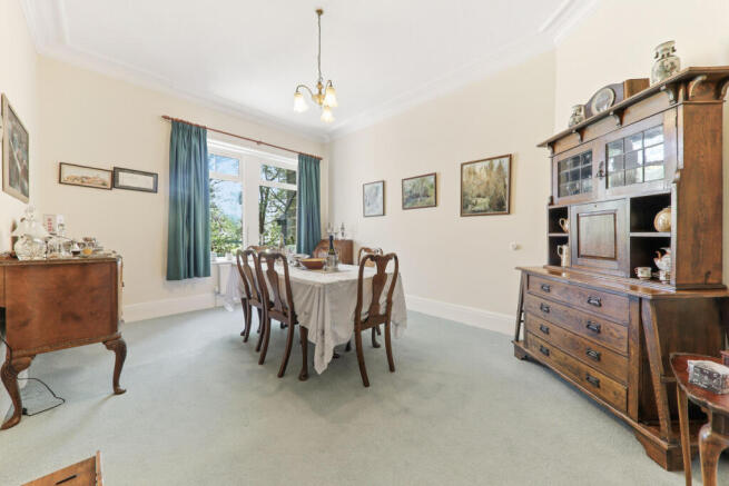 5 bed Terraced for sale Image 5