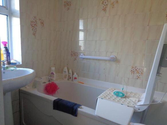 Photo 9