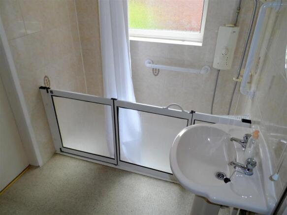 WET ROOM