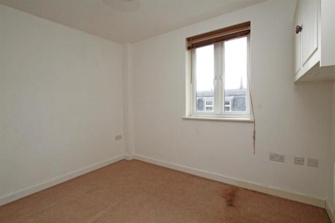 22GH - Bedroom two 1.jpg